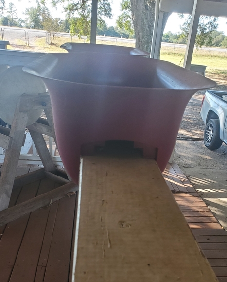 2 ~ Railing planter 14" h x 26" w x 8.8" d - Picture 3 of 9